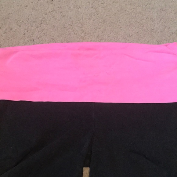 PINK Victoria's Secret Pants - PINK YOGA PANTS!